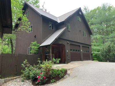 121 Charlotte Point Road
