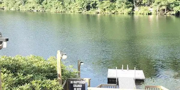 50 Pondview