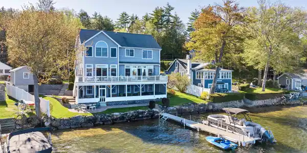35 Lakeside Drive