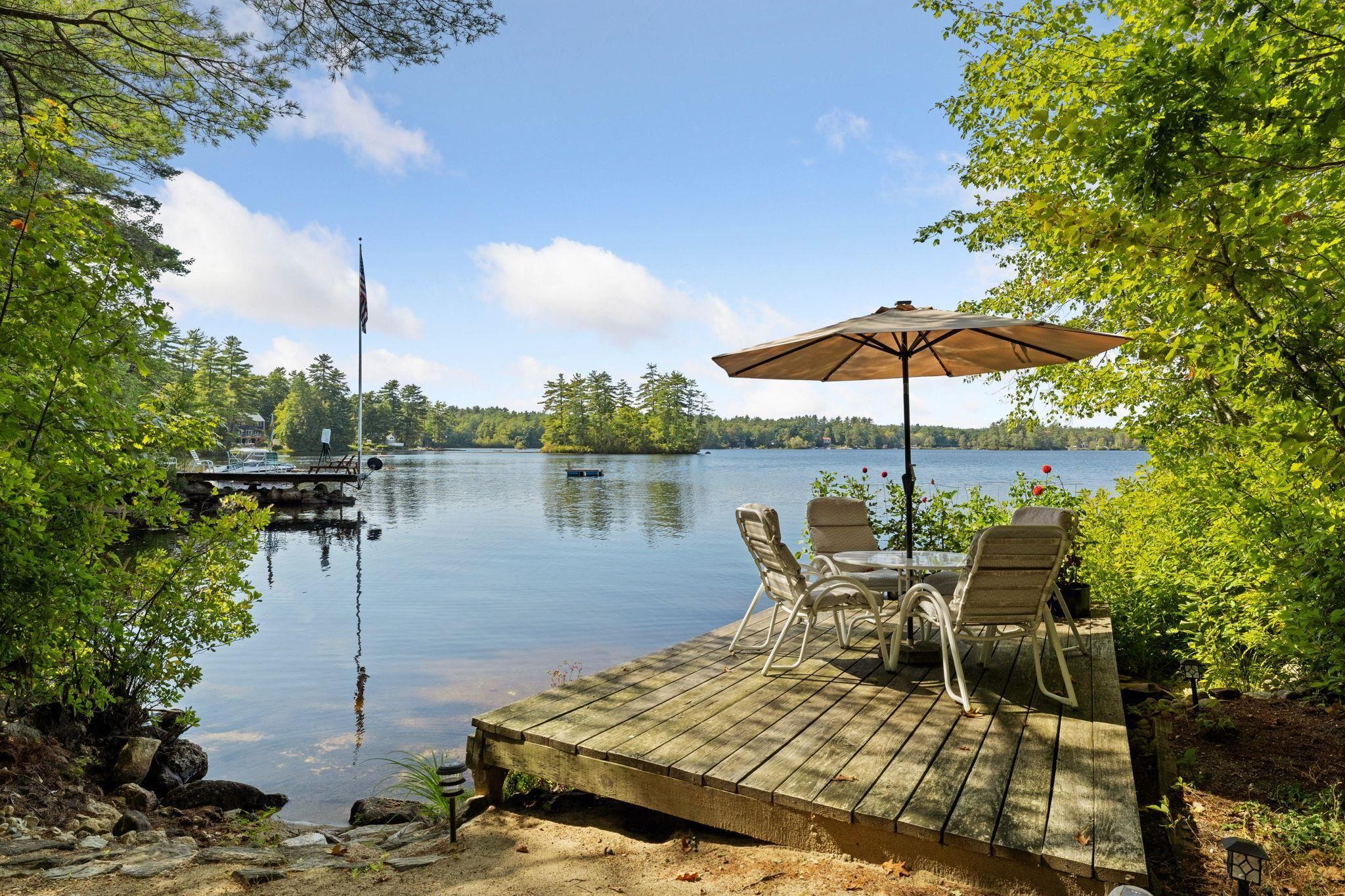 Image 2: Outdoor living