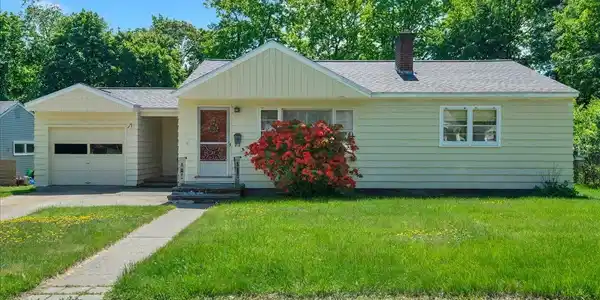27 Brierwood Lane