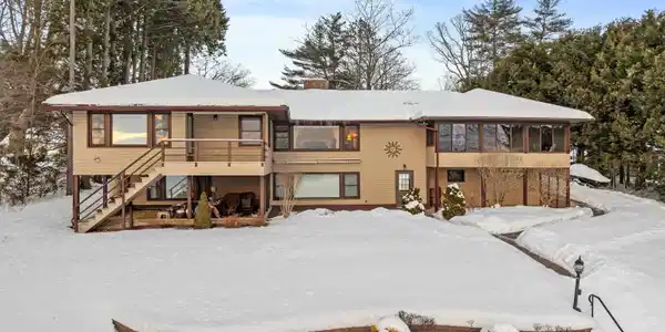48 Shore Drive
