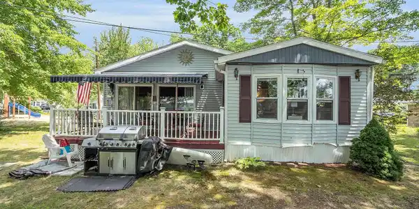 40 Mallards Landing Road