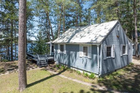 1143 Lakeshore Drive