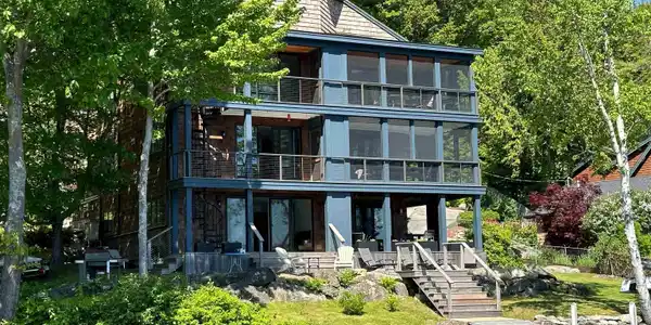 44 Garnet Street