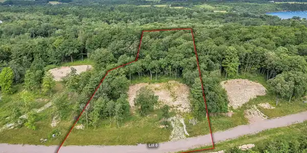 98 Shagbark Lane