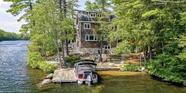 101 Collins Brook