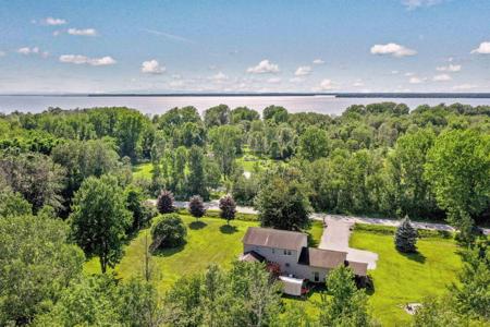 12 Lasnier Road