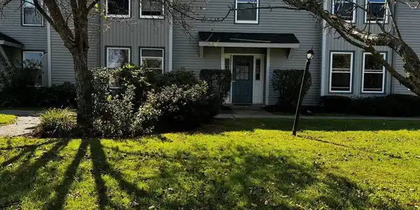 141 Ledgewood Circle