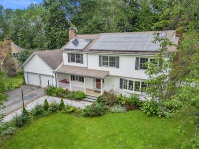 390 Olde Orchard