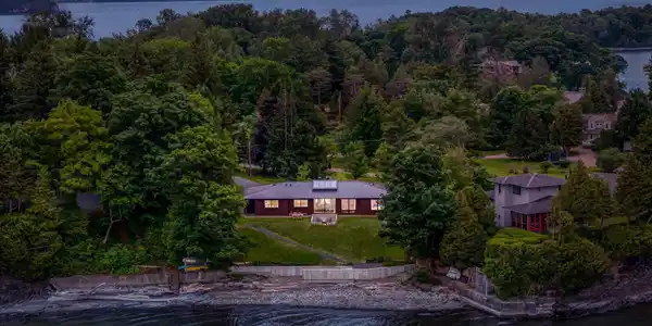 48 Sunset Cliff Road