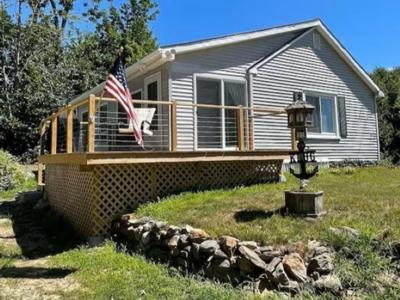 35 Lake Road