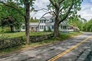 576 North Sandwich