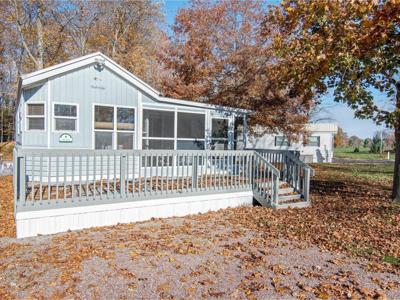4 Pike Circle