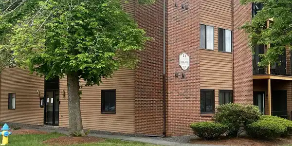 11 Blackstone Drive