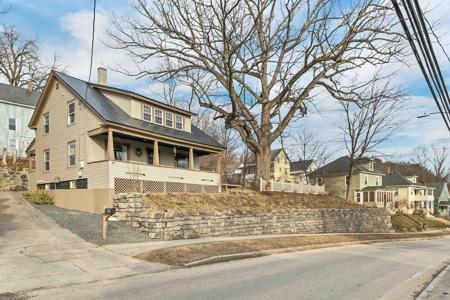48 Baldwin Street