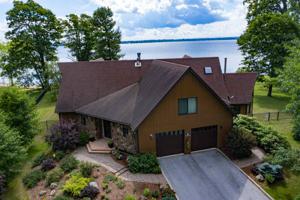 1447 Windmill Point