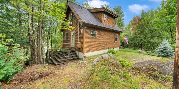 674 East Shore