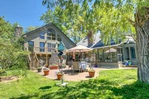 388 Broadlake