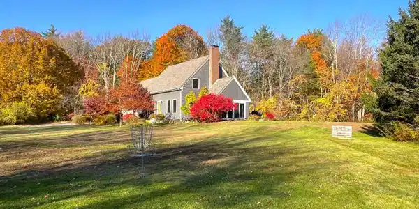 32 Meetinghouse Drive