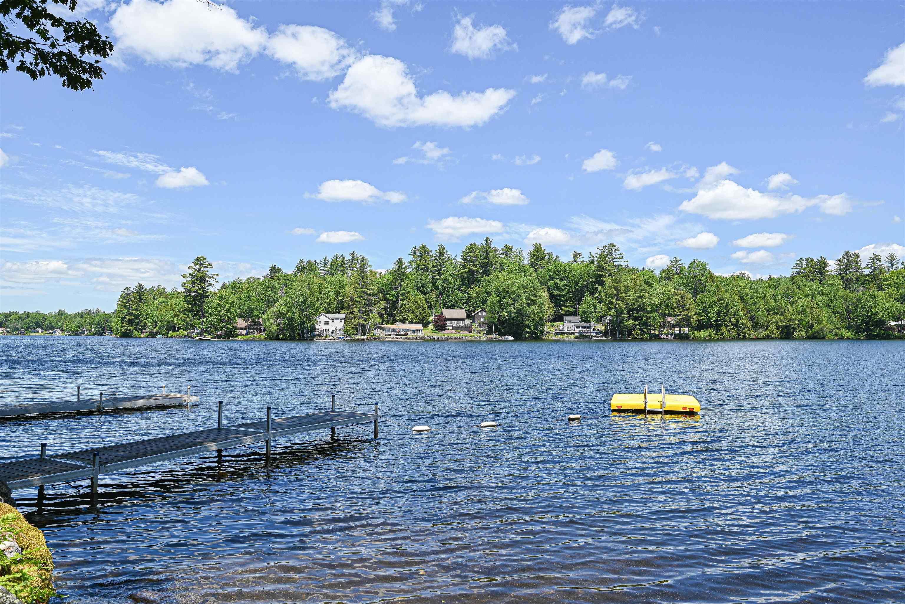 Image 3: Lovely Lake Views Image 3: Lovely Lake Views