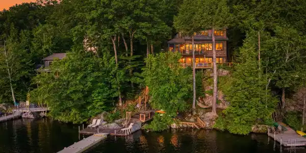 7 Bay Point Lane