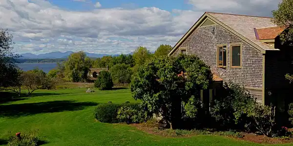 222 McNeil Cove