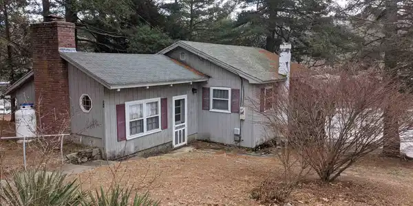 31 Emerson