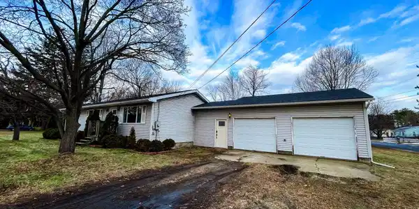 936 Porters Point