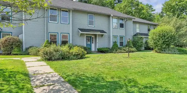 163 Ledgewood Circle