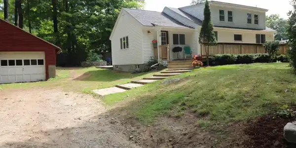 20 Lacy Road