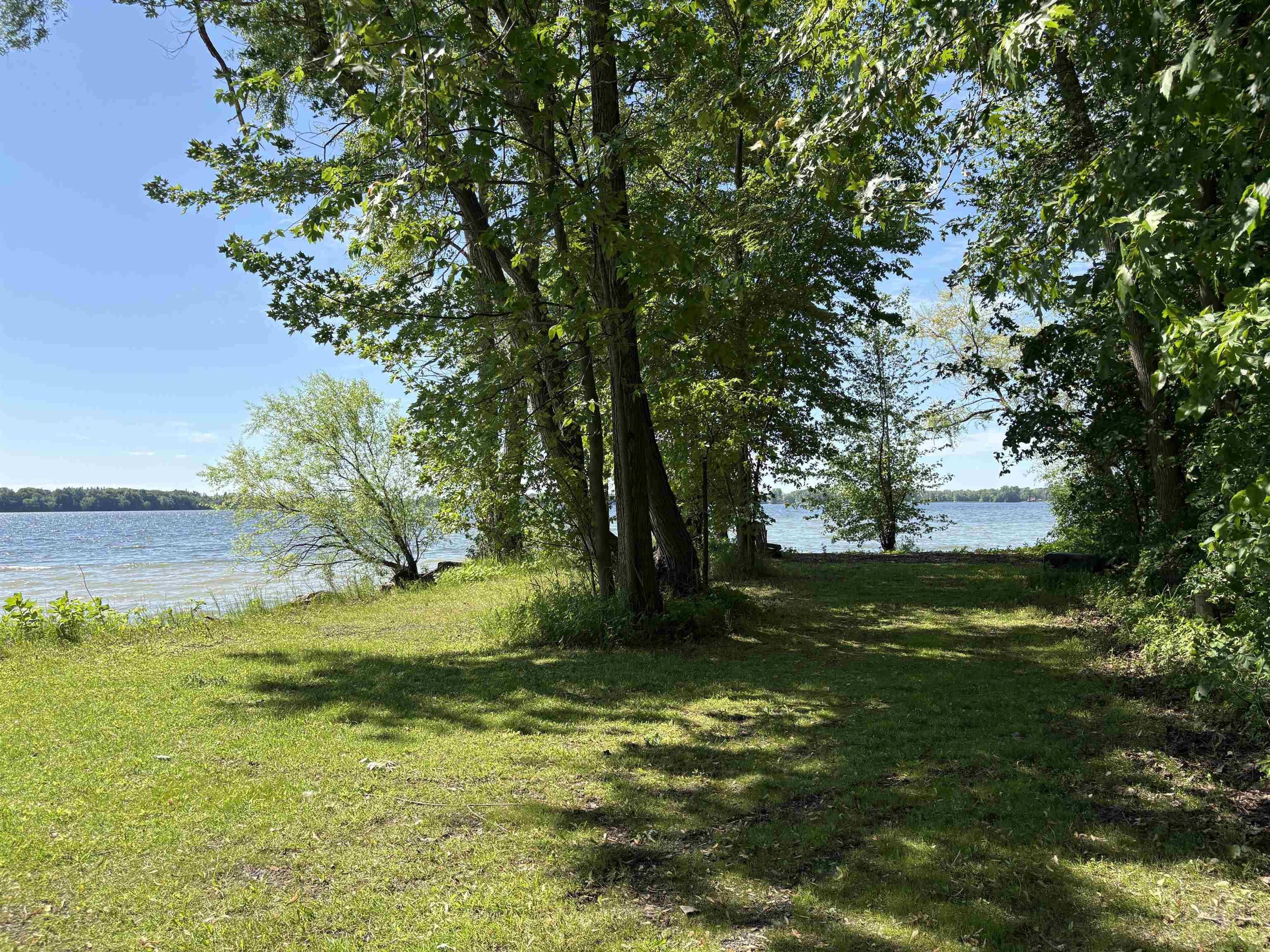 Image 1: Shared Lake Champlain Waterfront! Image 1: Shared Lake Champlain Waterfront!