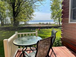 880 Lakeview