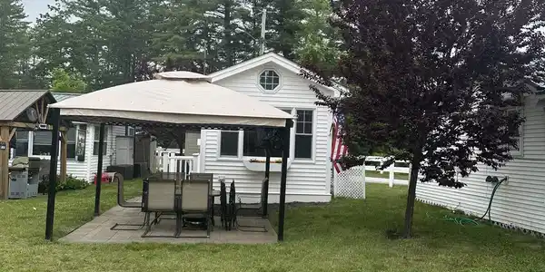 11 Bay Road