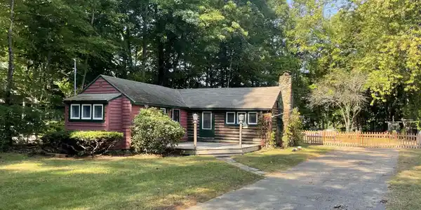 39 Hill Road