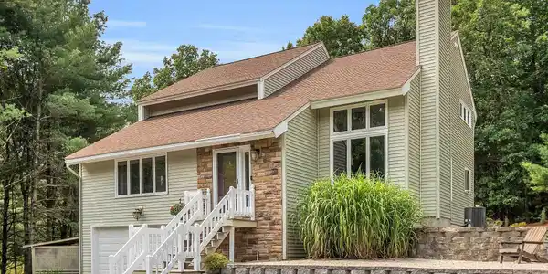 52 Sharon Road