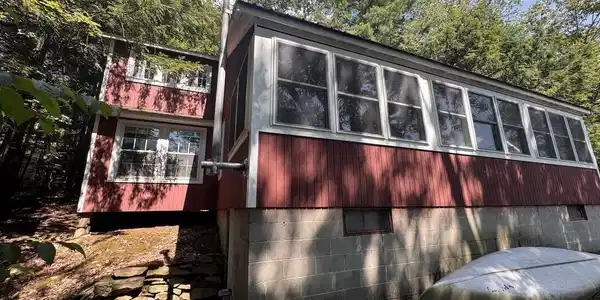 247 North Shore Road