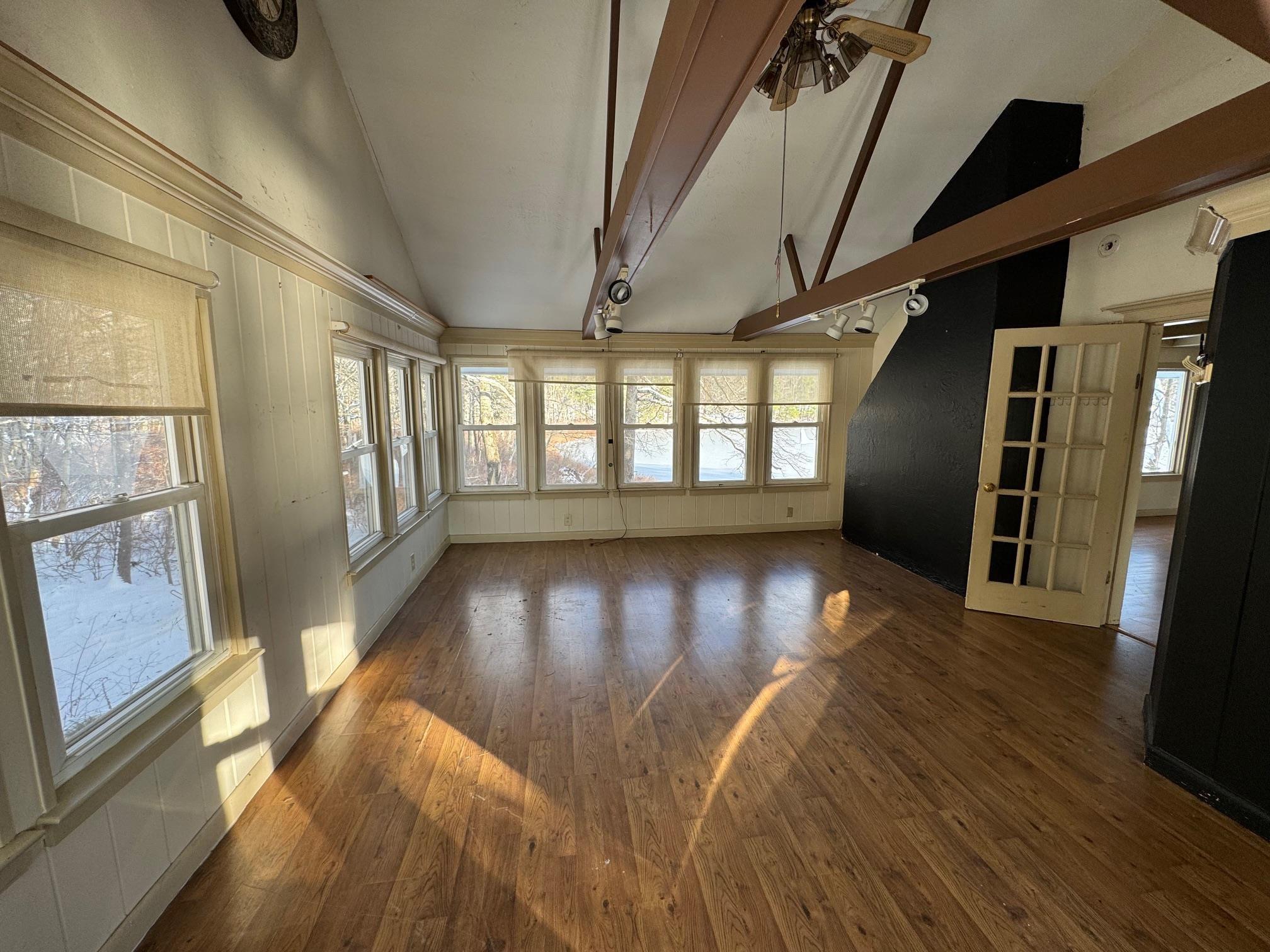 Image 4: Front room 1 Image 4: Front room 1