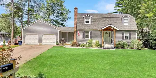 8 Nancy Drive