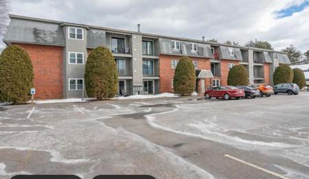 5 Blackstone Drive