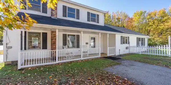 22 Drake Hill Road