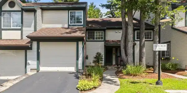 18 Lake Forest Drive