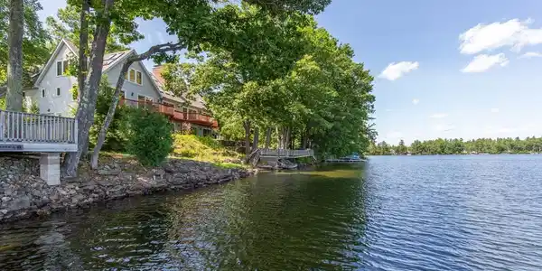 2 Blue Heron Lane