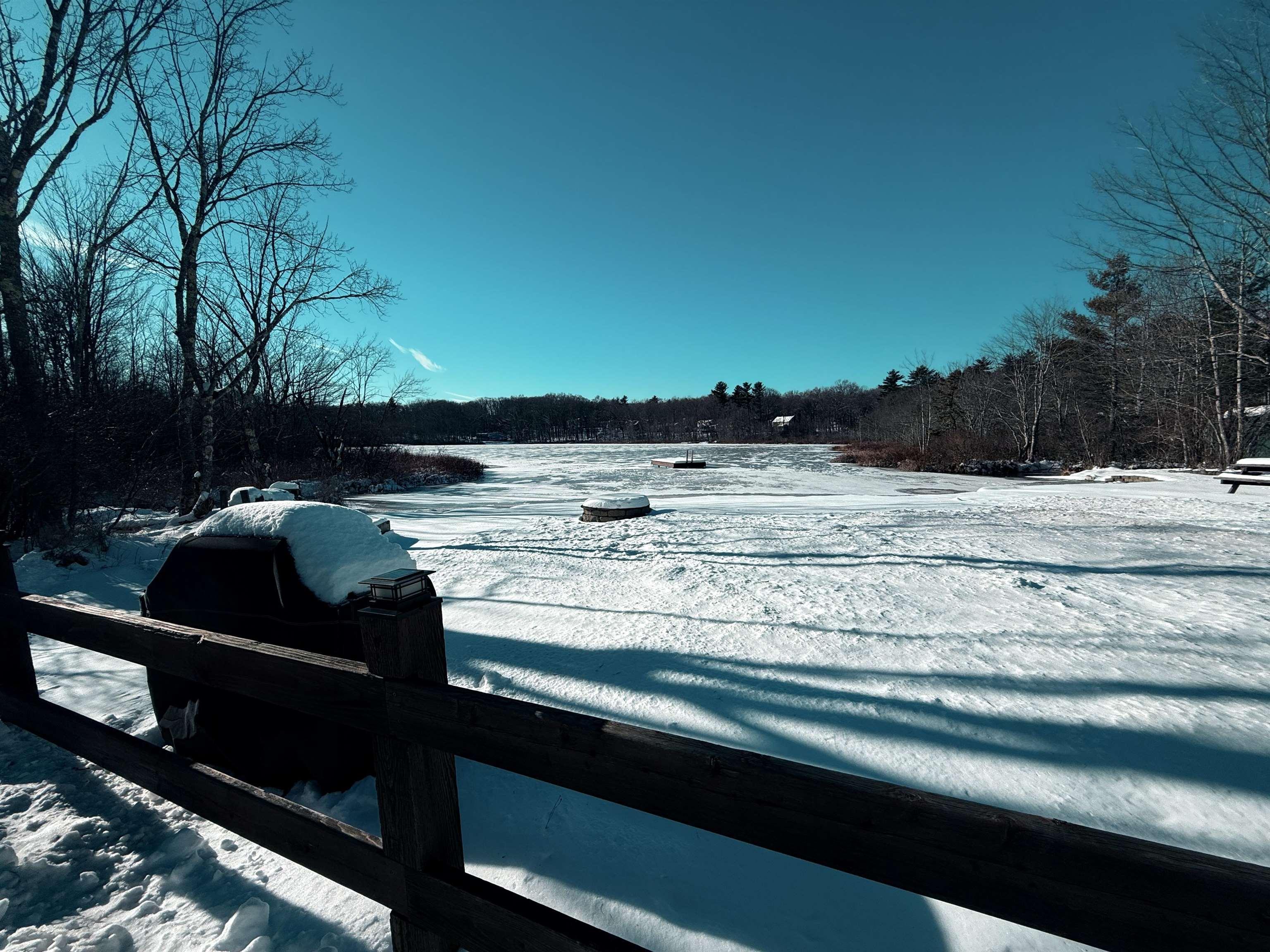 Image 3: Steps away from the Lake!