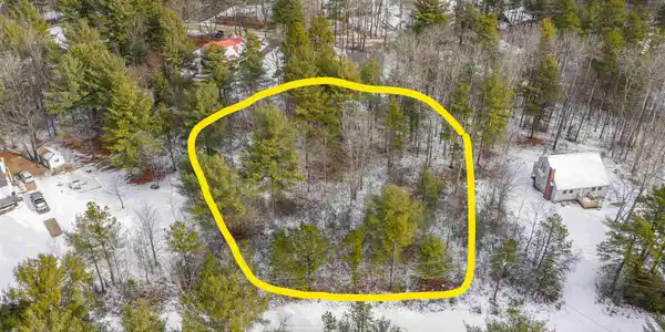 33 Pleasure Lands Glade