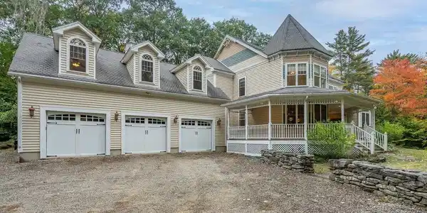 21 Pointe Trinity