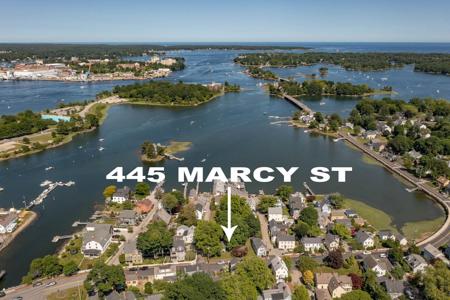445 Marcy