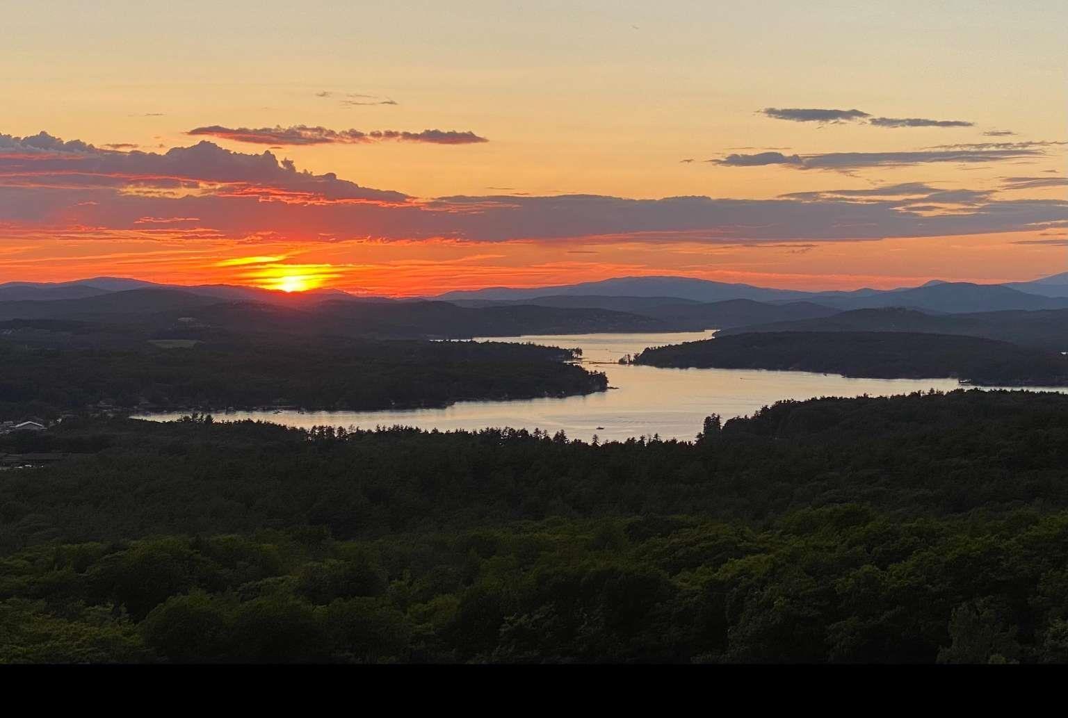 200 Chestnut Drive, Gilford, NH lhrmls01968807