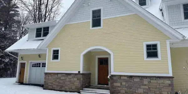451 Appletree Point