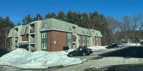 3 Knights Bridge Drive